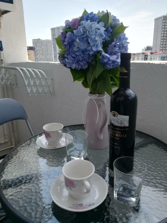 Apartament In Real Pealce In Batumi Esterno foto