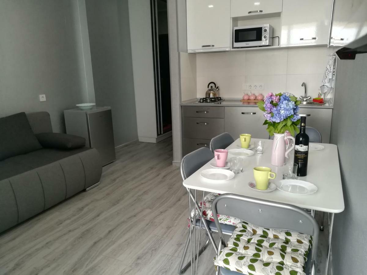 Apartament In Real Pealce In Batumi Esterno foto