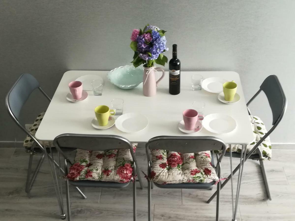 Apartament In Real Pealce In Batumi Esterno foto