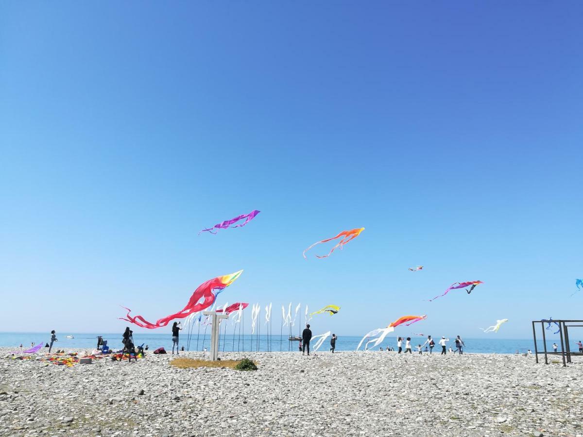 Apartament In Real Pealce In Batumi Esterno foto